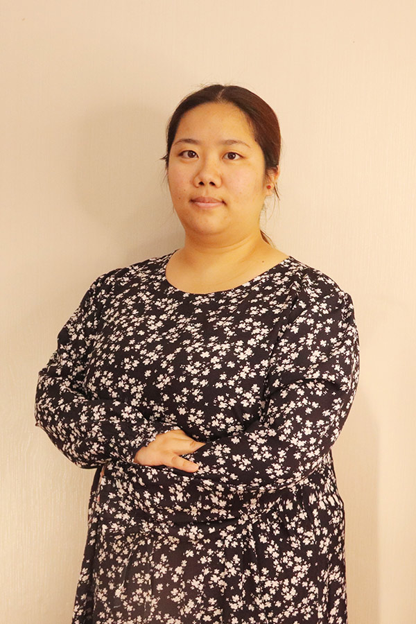 临渭候洋  本科学历，优秀班主任